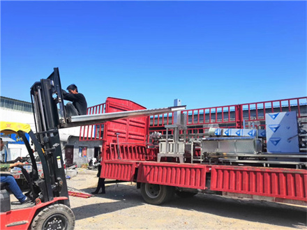 裝車發(fā)貨 (5).jpg